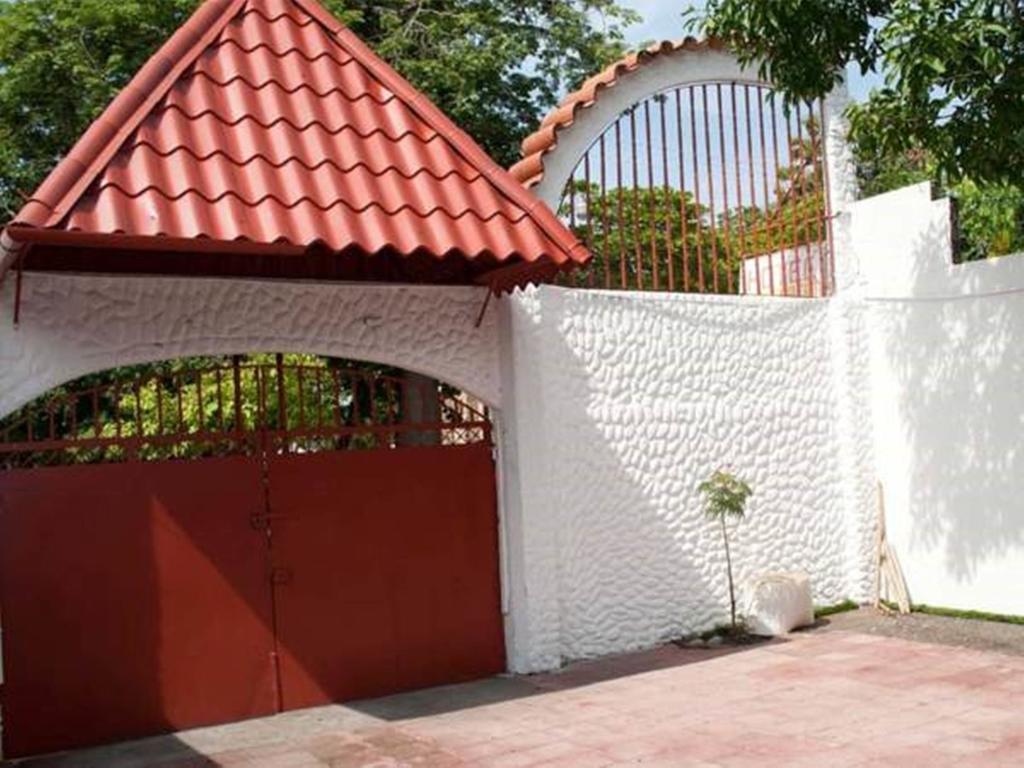 Hotel Jackie'S House Puntarenas Esterno foto