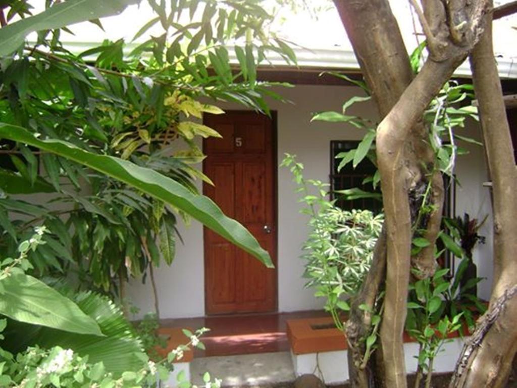 Hotel Jackie'S House Puntarenas Esterno foto